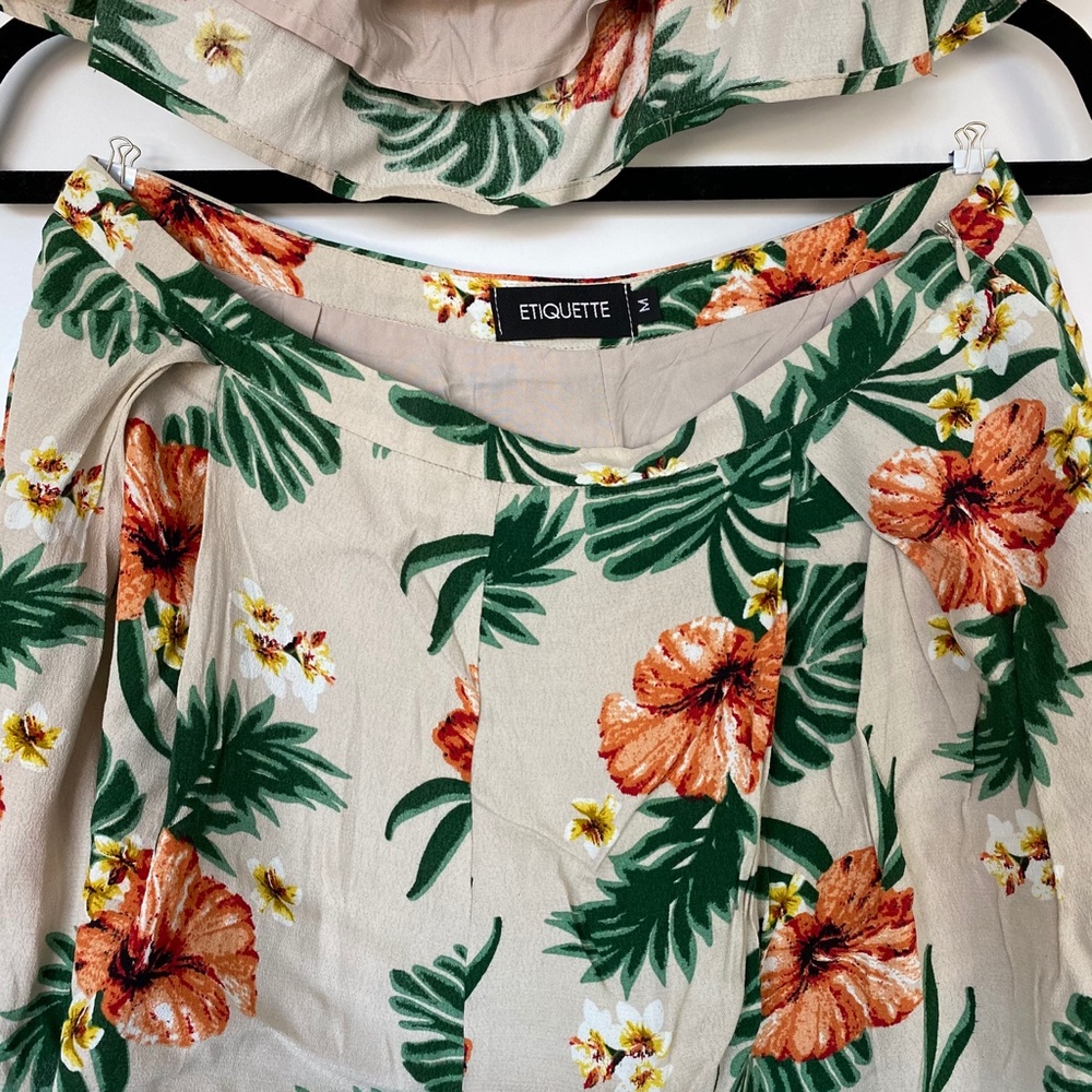 Two-Piece Tropical Set - Picture 3 of 3